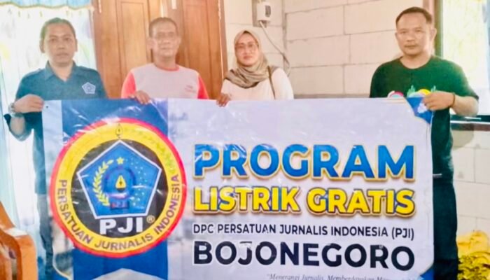 Listrik Gratis Bagi Warga Membutuhkan, Cara PJI Bojonegoro Maknai HUT ke-81 RI