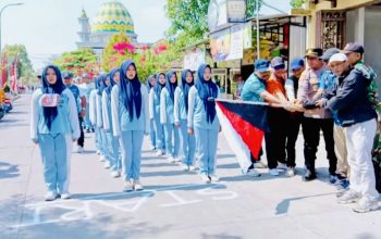Gerak Jalan HUT ke-81 RI di Kepohbaru Bojonegoro Meriah