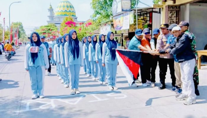 Gerak Jalan HUT ke-81 RI di Kepohbaru Bojonegoro Meriah