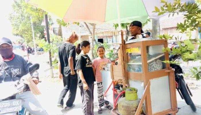 Megale Carnival Bojonegoro Bawa Berkah Rezeki Bagi UMKM