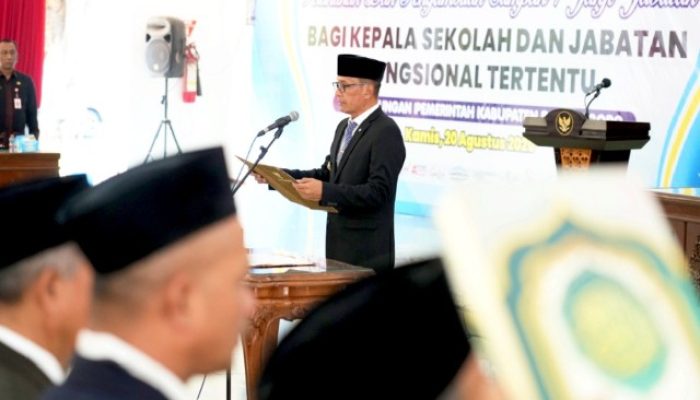 Setyo Wahono Lantik Kepsek Baru, Minta Adaptasi Teknologi Digital
