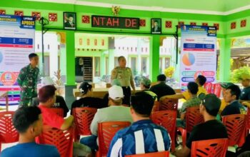 Polsek Kepohbaru Kawal Audiensi Warga dan Pemdes Bayemgede Berjalan Kondusif