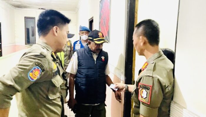 Satpol PP Bojonegoro Razia Kos-kosan, 8 Orang Terjaring
