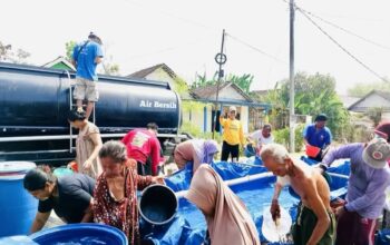 Madani Indonesia Tour & Travel Gelar Bantuan Air Bersih di Desa Sumberjokidul Bojonegoro