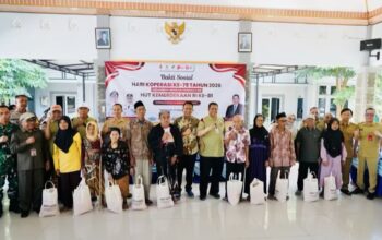 Dekopinda Bojonegoro Salurkan 1.000 Sembako Hari Koperasi 2026