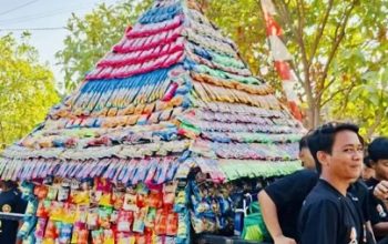 Warga Purwosari Bojonegoro Gelar Grebeg Berkah Kemerdeka
