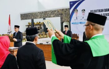 Pemkab Bojonegoro Lantik 69 Kasek dan 11 Pejabat Fungsional