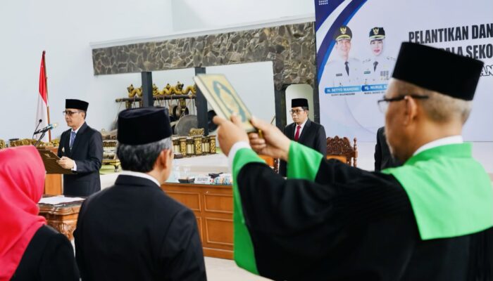 Pemkab Bojonegoro Lantik 69 Kasek dan 11 Pejabat Fungsional