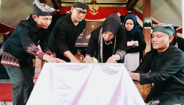 Kisah Batik Obor Sewu Bojonegoro: Dari Budaya Samin Jadi Seragam ASN