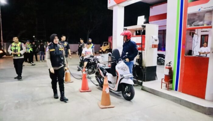 Patroli Jogo Omah dan Cek SPBU, Kapolres Bojonegoro Jamin Stok BBM Aman
