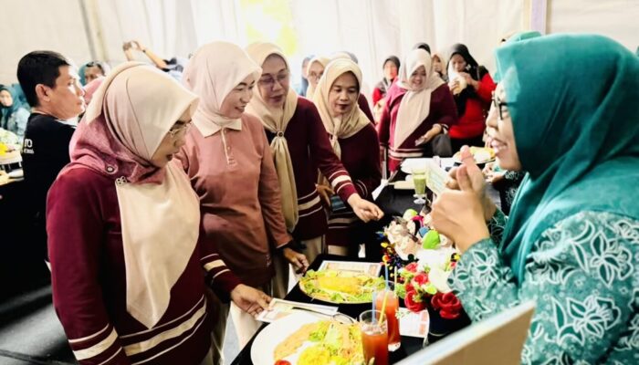 Lomba Olahan Telur GAYATRI Meriahkan Gutanbo Fest Bojonegoro