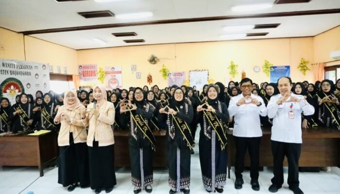 DWP Bojonegoro Kukuhkan 150 Kepala Sekolah TK dan KB Demi Mutu PAUD