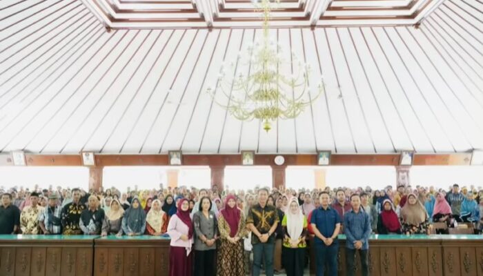 Pemkab Bojonegoro Salurkan Bantuan Usaha Produktif untuk 1.549 Pelaku Usaha