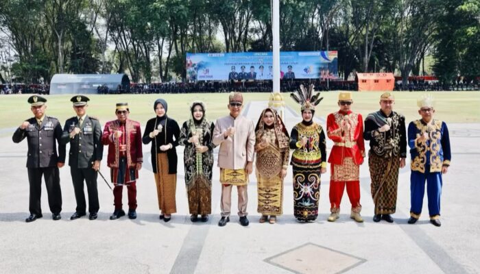 Upacara Hari Jadi Bojonegoro ke-349 Bertabur Pakaian Adat Nusantara
