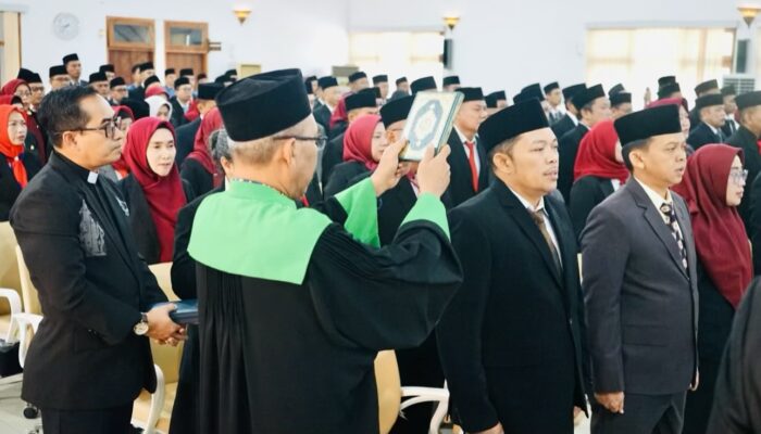 Pelantik 113 ASN, Bupati Bojonegoro Tekankan Integritas dan Kualitas Pelayanan Publik