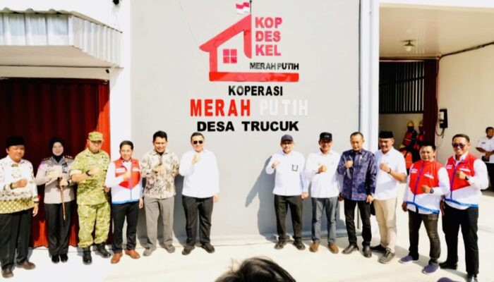 Kemenpan-RB dan Bupati Setyo Wahono Tinjau Koperasi Desa di Bojonegoro