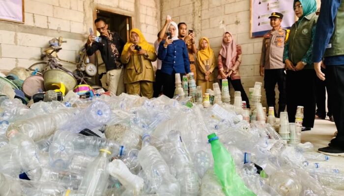 Bank Sampah Berkah Desa Sudu Bojonegoro: Ubah Limbah Jadi Kerajinan hingga Bayar PBB